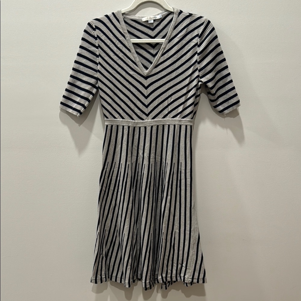Boden Black and White Fit and Flare Midi Dress V-Neck
